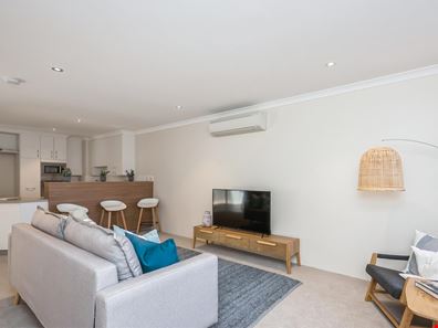 76/84 Collick Street, Hilton WA 6163