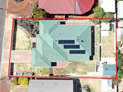 8 BANKSIA PLACE, Lake Grace WA 6353