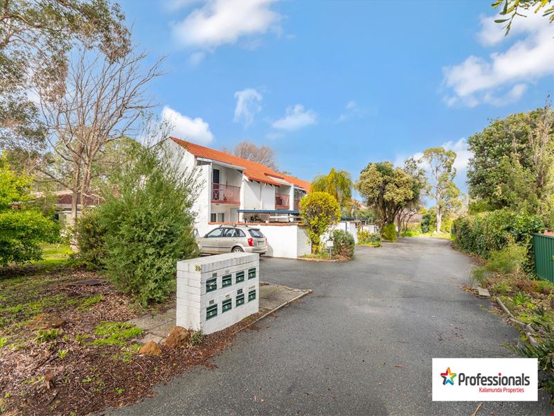 4/39 Byron Road, Kalamunda WA 6076