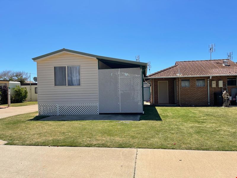 21/123 Point Leander Drive, Port Denison WA 6525