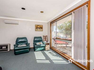 26 Eastcott Way, Tarcoola Beach WA 6530