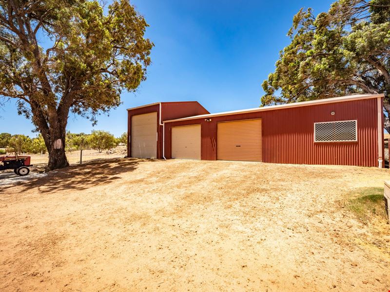 35070 Brand Highway, Greenough WA 6532