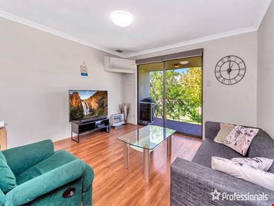 22/20 Gochean Avenue, Bentley WA 6102