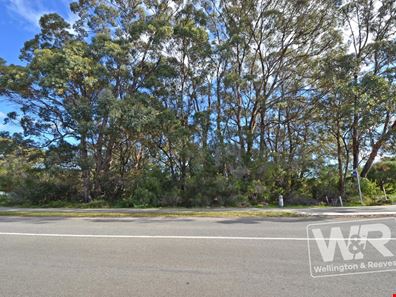 202 Bay View Drive, Little Grove WA 6330