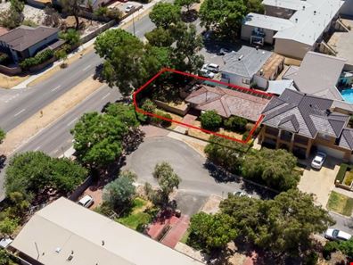 62A Glenelg Street, Applecross WA 6153