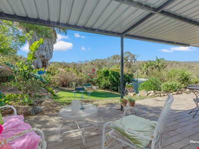 27 Carawatha Avenue, Mount Nasura WA 6112