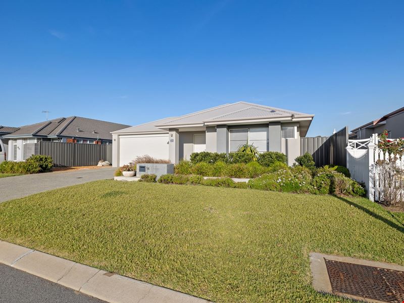 14 Appaloosa Avenue, Darling Downs WA 6122