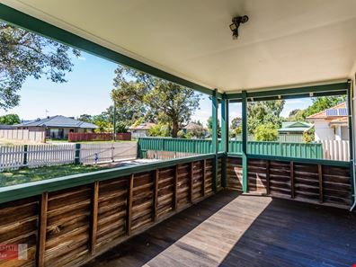 35 Bushby Street, Midvale WA 6056