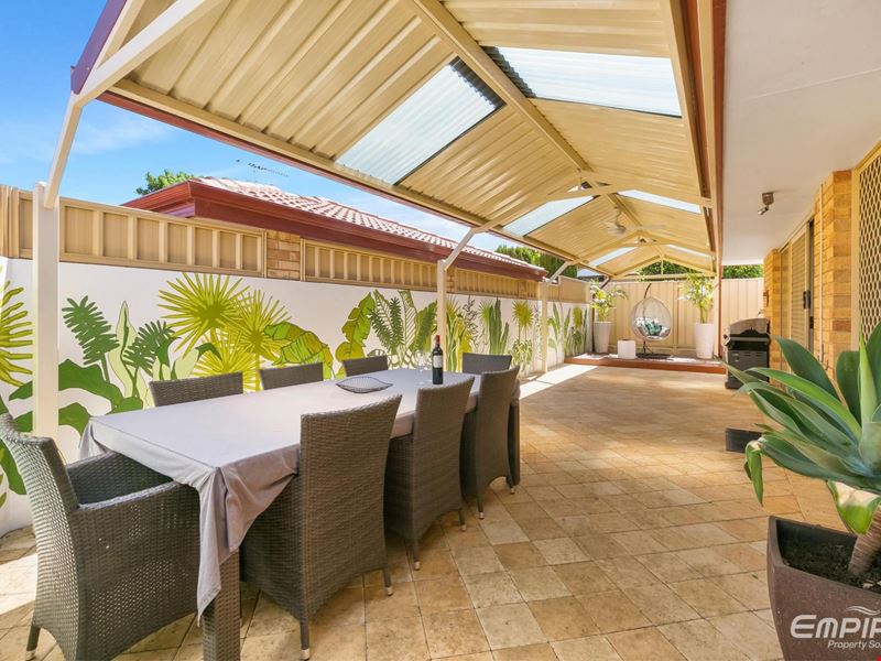 1/185 Kitchener Road, Alfred Cove WA 6154