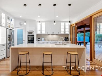 1100 Wildberry Drive, Stoneville WA 6081