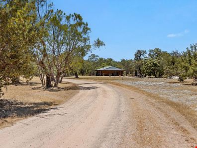 992 Karnup Road, Serpentine WA 6125