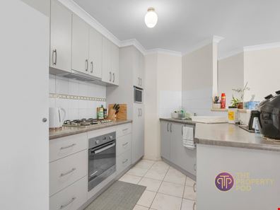 5/4 Valentine Road, Kelmscott WA 6111