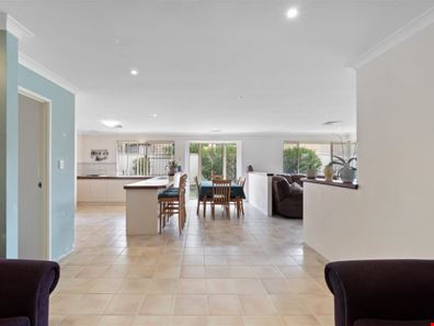 4 Groyne Road, Geographe WA 6280