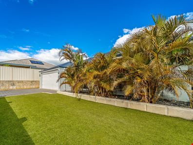 7 Banksiadale Gate, Lakelands WA 6180