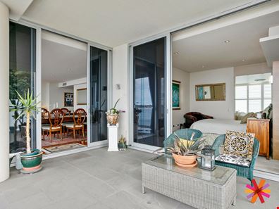 2/2 Kings Park Avenue, Crawley WA 6009