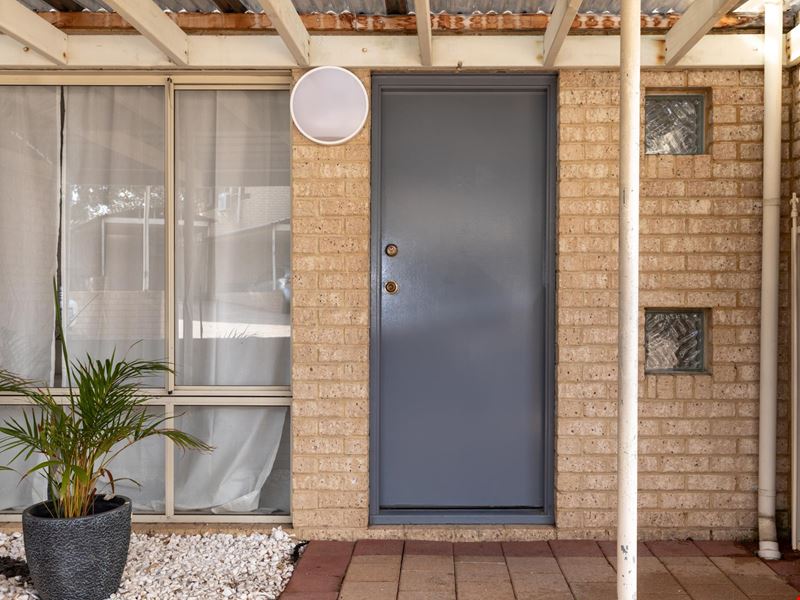 11/5 Primula Close, Murdoch