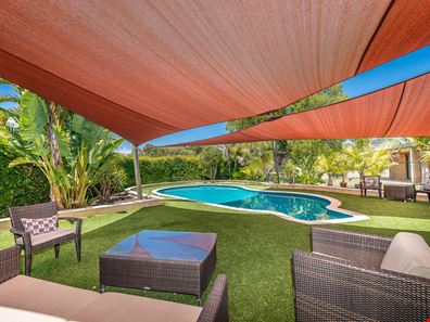 81 Coogee Road, Mariginiup WA 6078