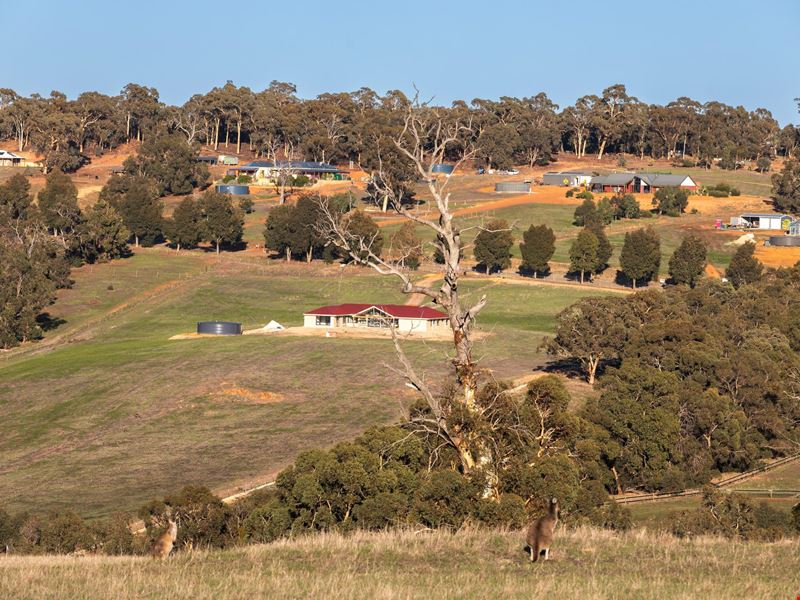 615/ Malvi Close, Lower Chittering WA 6084