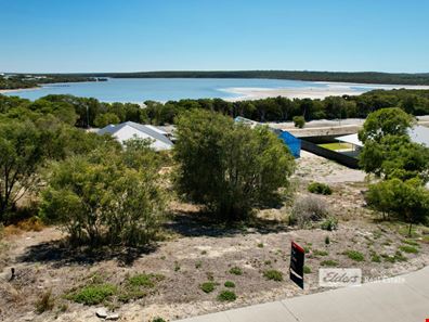 35 Blossoms Avenue, Bremer Bay WA 6338