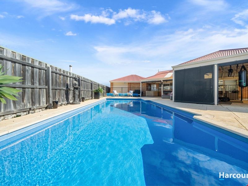 8/9 Dover Road, Scarborough WA 6019