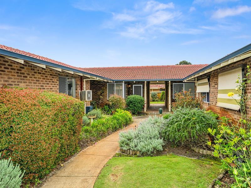 30/10 Houtmans Street, Shelley WA 6148