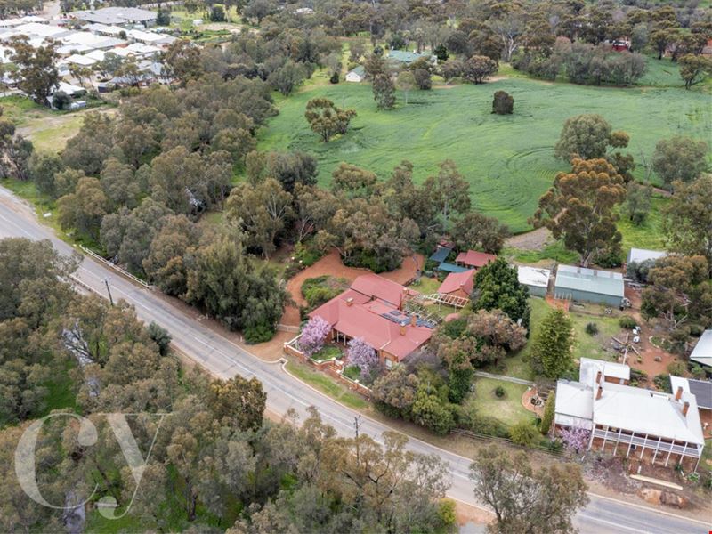 22 Avon Terrace, York WA 6302