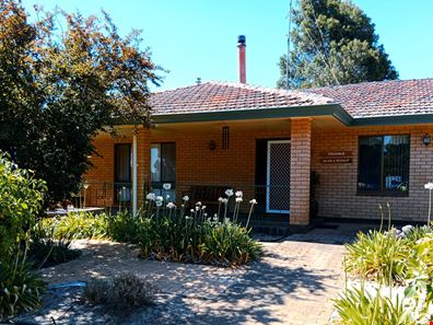 1 Kirkwood Street, Corrigin WA 6375