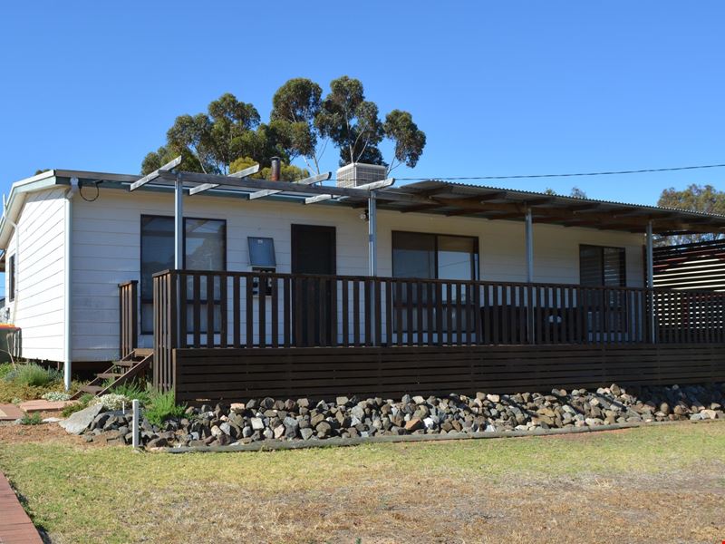 121 Martin Street, Ravensthorpe WA 6346