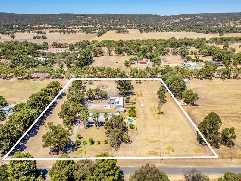 18 Cloon Court, Serpentine WA 6125