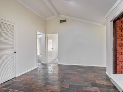 27 Cosmelia Way, Parkwood WA 6147