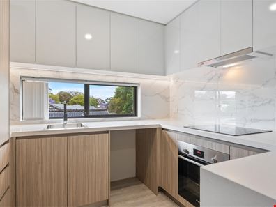 11/21 Kishorn Road, Applecross WA 6153