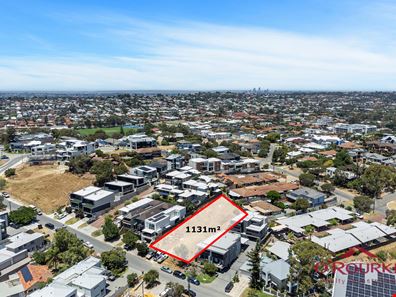 11 Nautilus Crescent, Scarborough WA 6019
