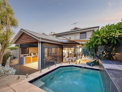 11A Braunton Street, Bicton WA 6157