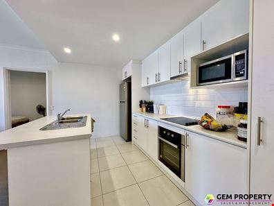 4/102 Kent Street, Rockingham WA 6168