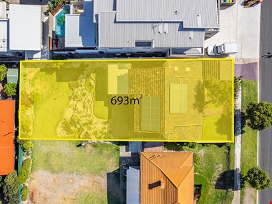 82 Flora Terrace, Watermans Bay WA 6020