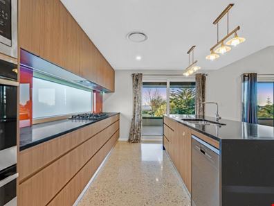 64 Spinnaker Boulevard, Geographe WA 6280