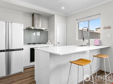 31 Mitta Street, Hammond Park WA 6164