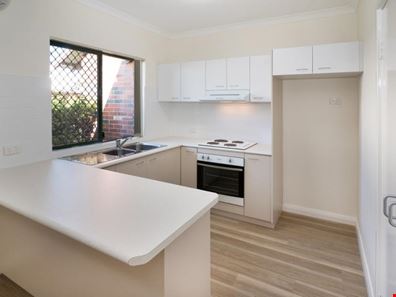 2/450 Bussell Highway, Broadwater WA 6280