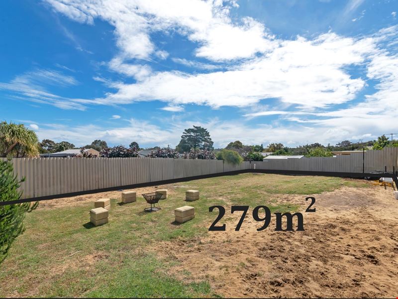 79A Treetop Avenue, Edgewater