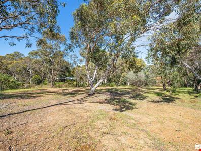 2 Ray Close, Byford WA 6122