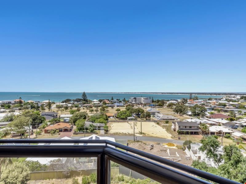 22/6A Valley Road, Halls Head WA 6210