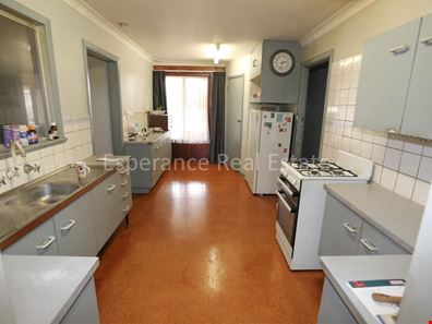 28 Brockman Street, Esperance WA 6450