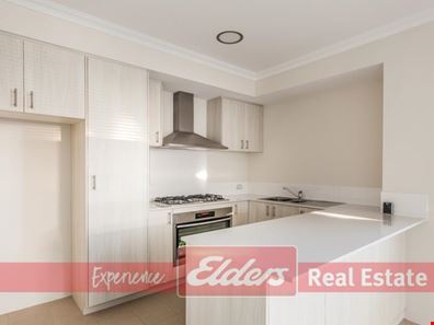 4/18 Whinhill Loop, Baldivis WA 6171
