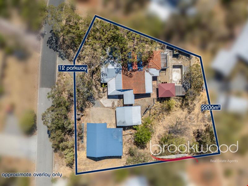 12 Parkway, Swan View WA 6056