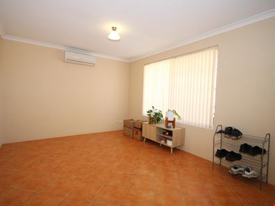 4/58 Minninup Road, South Bunbury WA 6230