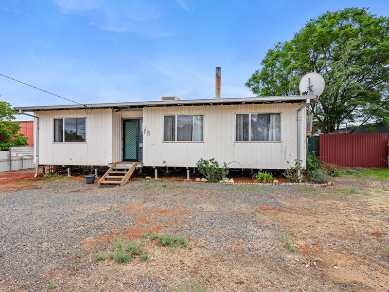 122 Bayley Street, Coolgardie WA 6429