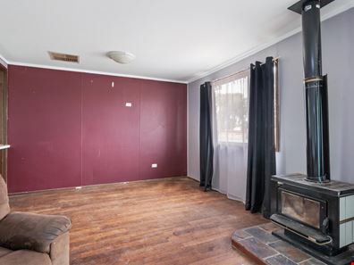 122 Bayley Street, Coolgardie WA 6429