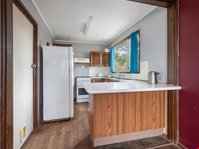 122 Bayley Street, Coolgardie WA 6429