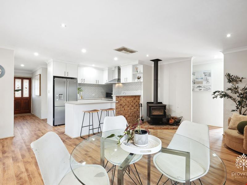3 Thaxted Place, Swan View WA 6056