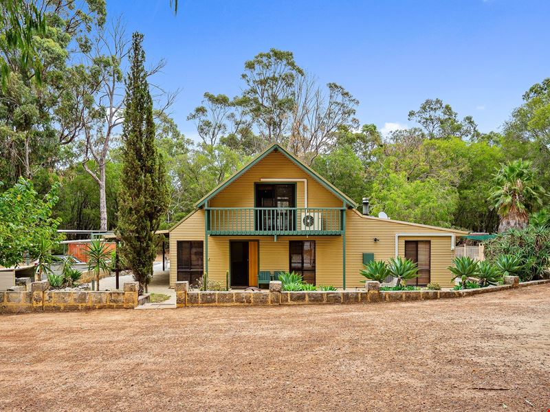 18 Peppermint Drive, Lake Clifton WA 6215